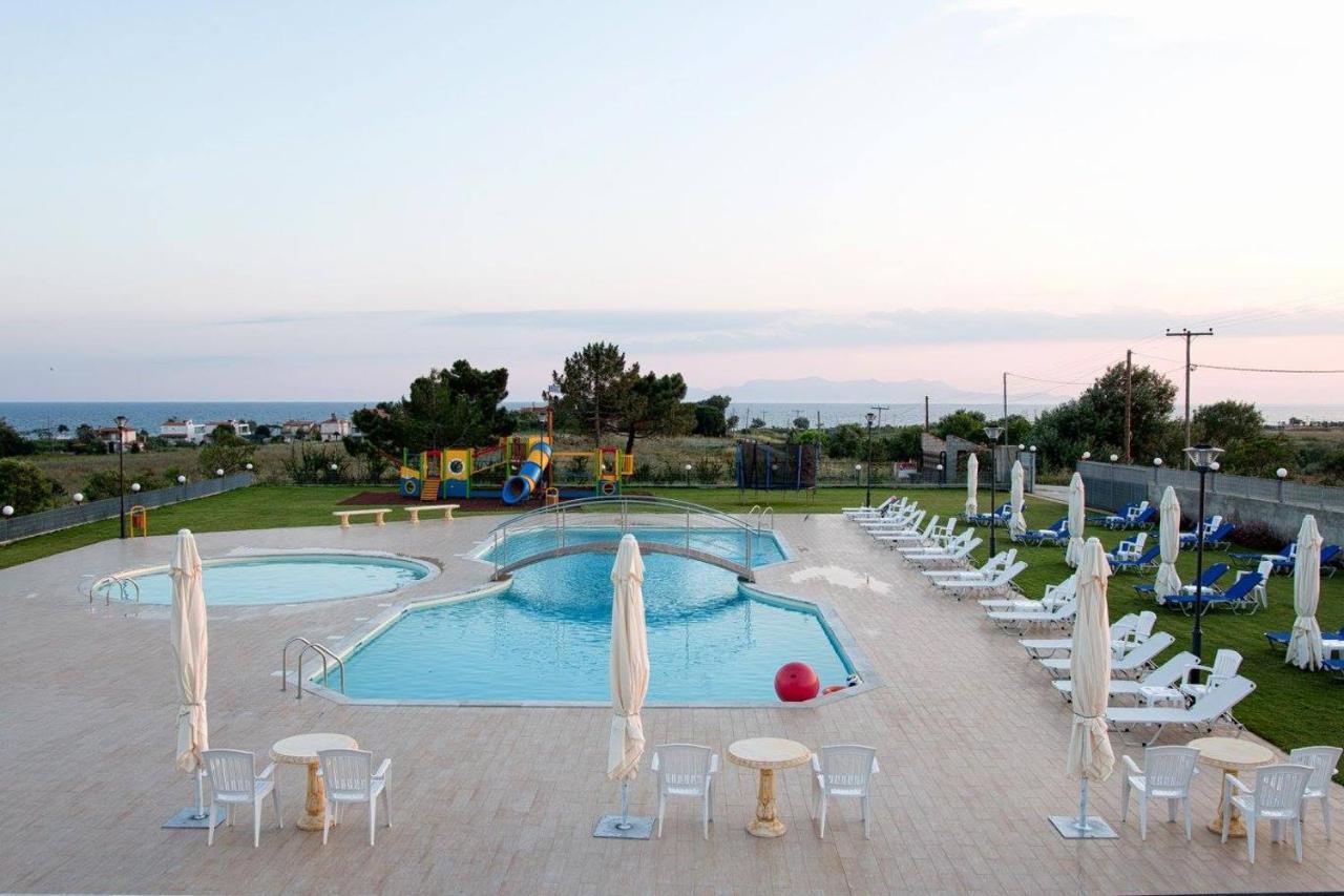 Vosporos Hotel Komotini Exterior foto