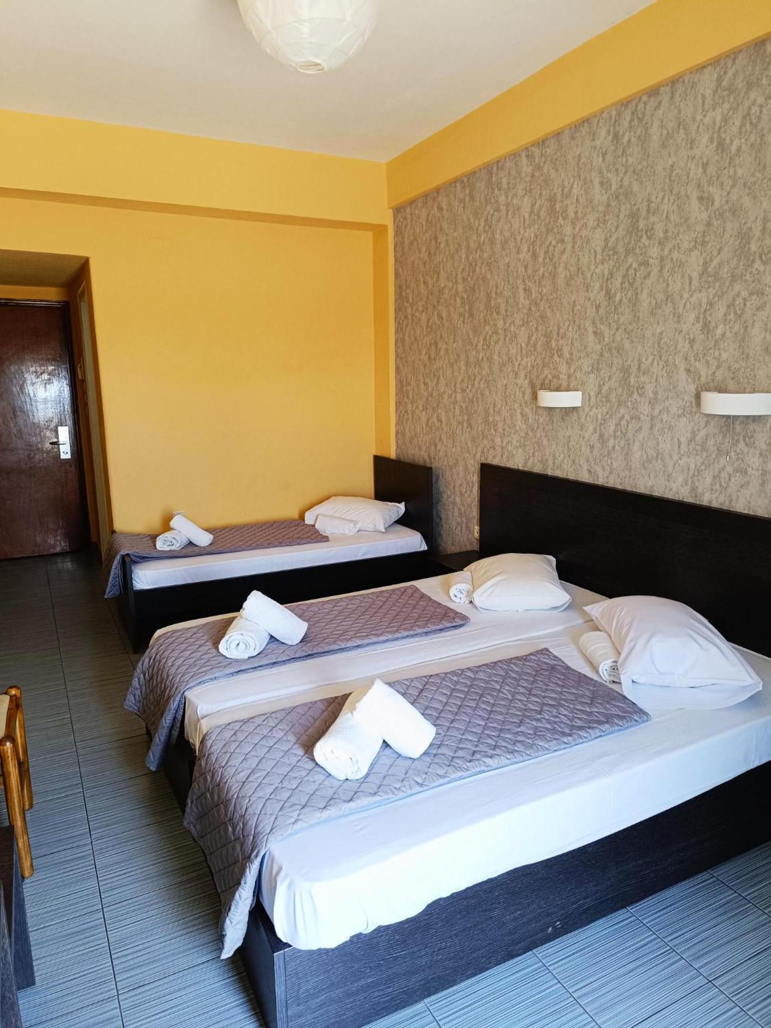Vosporos Hotel Komotini Exterior foto